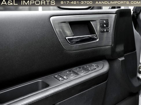 Used 2009 HUMMER H2 Luxury image 40