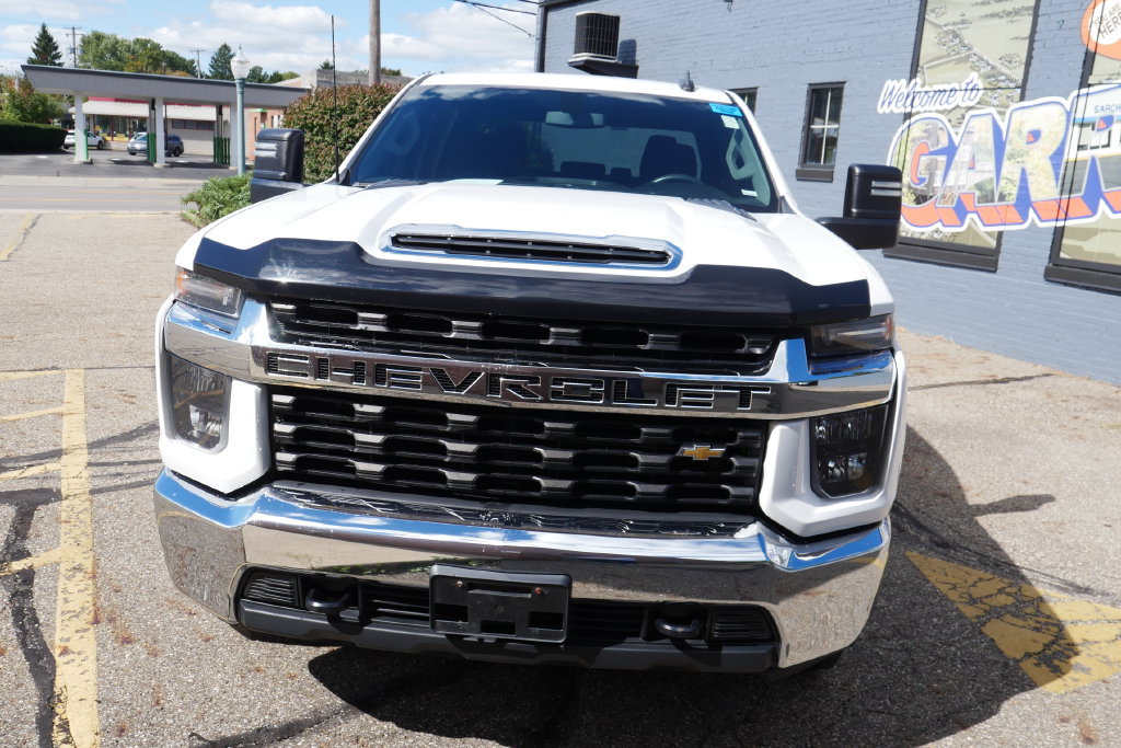 Used 2021 Chevrolet Silverado 3500 LT AWD/4WD image 2