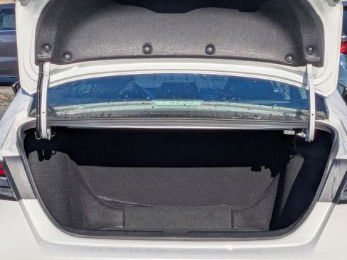 Certified 2023 Honda Accord LX image 30