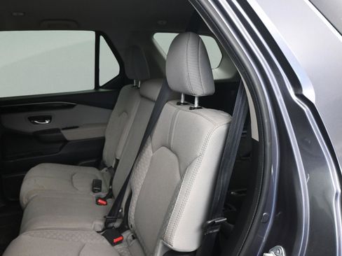 Used 2023 Honda Pilot LX image 38