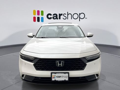 Used 2023 Honda Accord Touring image 8