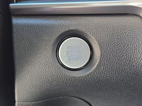 New 2026 Kia Sorento S w/ S Panoramic Sunroof Package FWD image 27