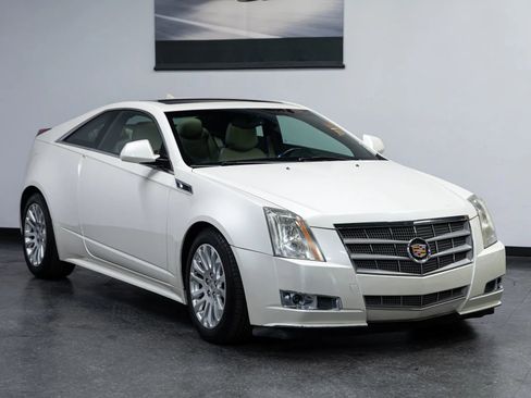 Used 2011 Cadillac CTS Performance image 2