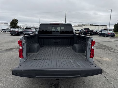 Used 2024 Chevrolet Silverado 1500 RST w/ Convenience Package II AWD/4WD image 40