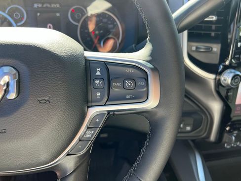 New 2026 RAM 3500 Big Horn AWD/4WD image 17