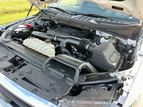Used 2023 Ford F150 XLT AWD/4WD image 24