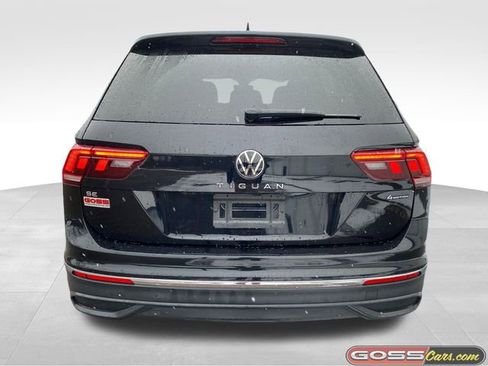 Used 2024 Volkswagen Tiguan SE image 4