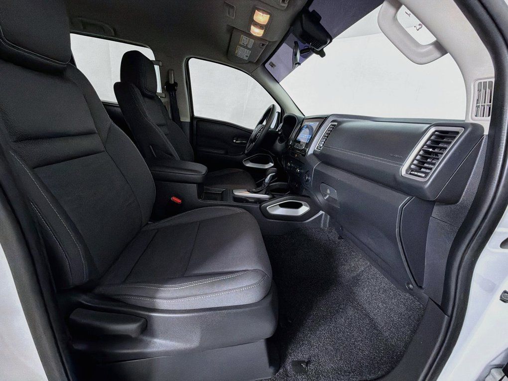 Used 2022 Nissan Frontier SV RWD image 30