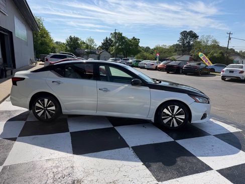 Used 2020 Nissan Altima 2.5 SL image 5