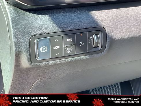 New 2026 GMC Terrain AT4 w/ LPO, Black Badging Package AWD/4WD image 37