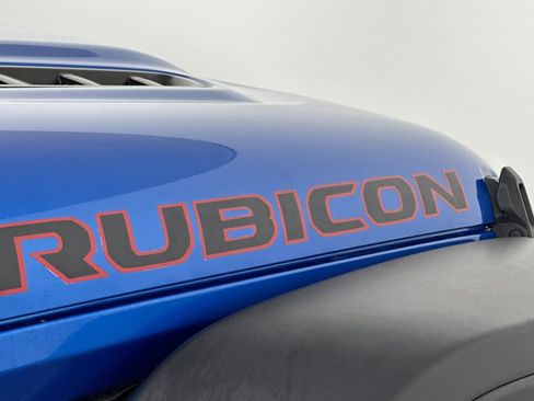 Used 2020 Jeep Gladiator Rubicon w/ Trailer Tow Package image 26