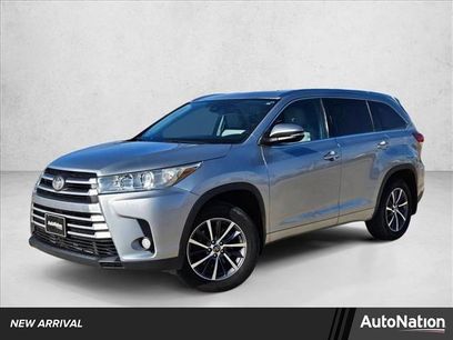 Used 2017 Toyota Highlander XLE