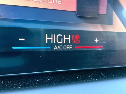 Certified 2025 BMW X3 xDrive30i image 35