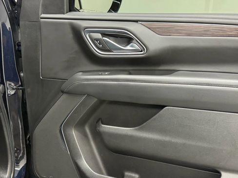 Used 2022 Chevrolet Tahoe 2WD w/ Remote Keyless Entry Package image 19