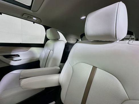 Used 2024 MAZDA CX-90 3.3 Turbo w/ Premium Plus Pkg image 25