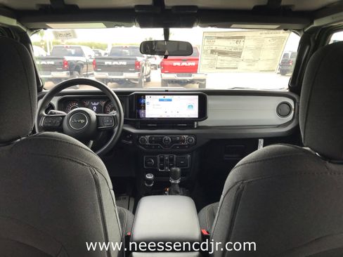 New 2025 Jeep Gladiator Sport image 20