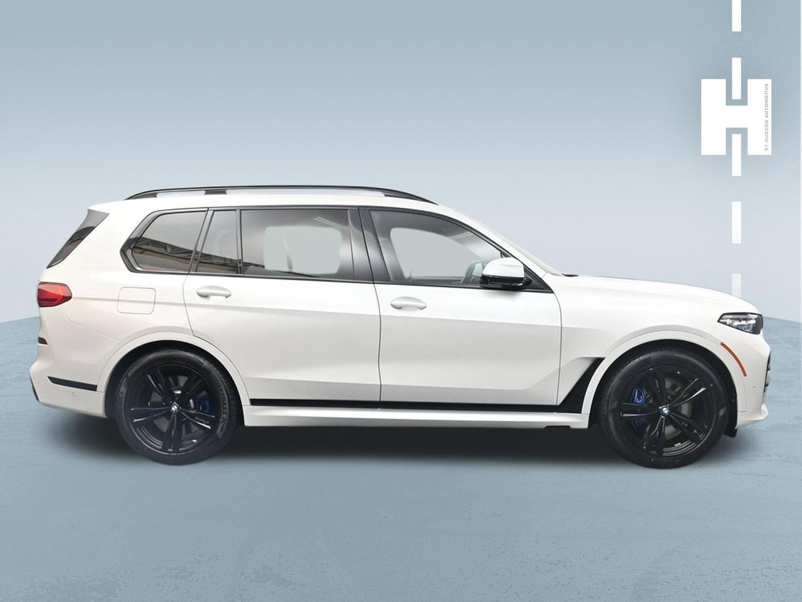 Used 2022 BMW X7 M50i AWD/4WD image 3