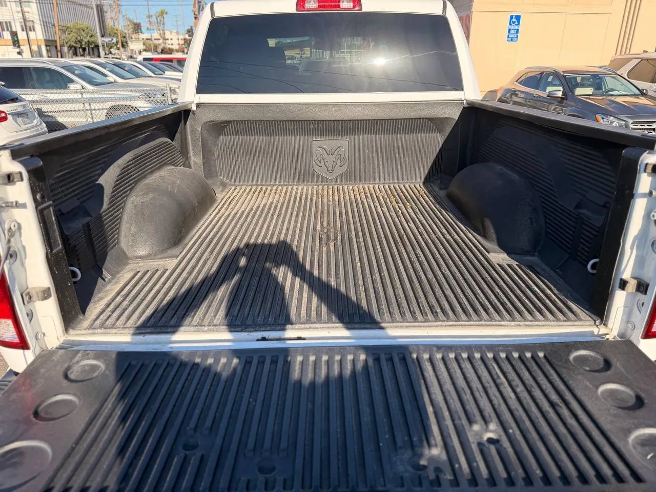 Used 2014 RAM 1500 Express AWD/4WD image 32