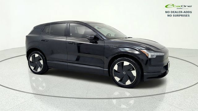 Used 2025 Volvo EX30 Plus w/ Protection Package Premier AWD/4WD image 1
