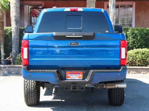 Used 2022 Ford F250 Lariat w/ Black Appearance Package AWD/4WD image 7