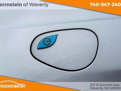 Used 2018 Chrysler Pacifica Limited w/ Advanced Safetytec Group image 21