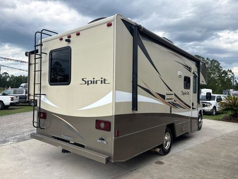 Used 2018 Ford E-350 and Econoline 350 Super Duty w/ Motorhome Prep Package RWD image 4