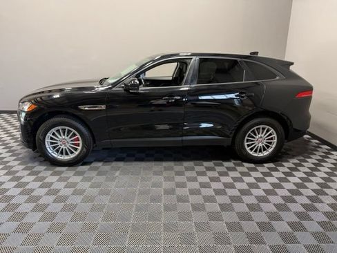 Used 2017 Jaguar F-PACE AWD/4WD image 6