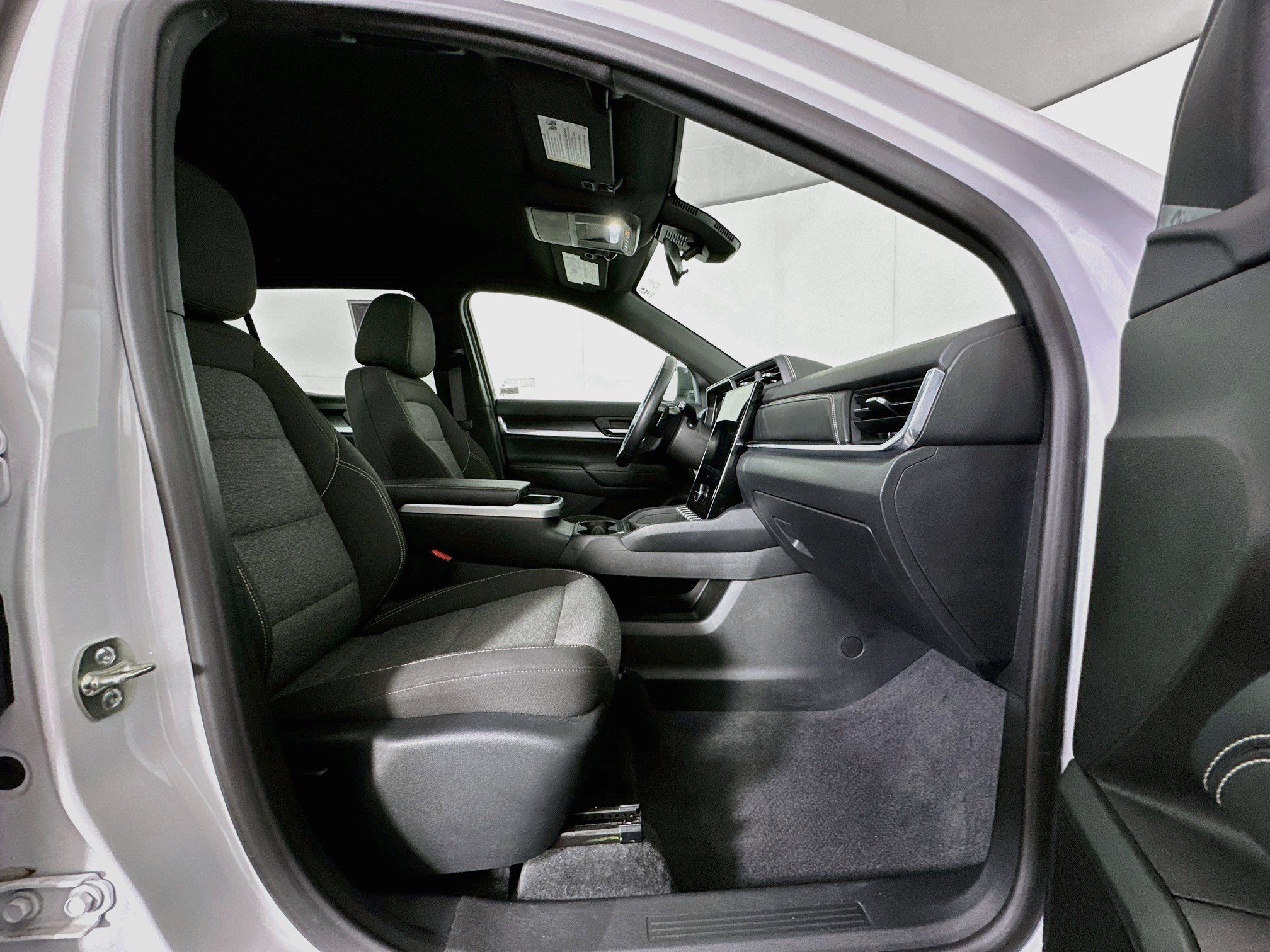 Used 2026 GMC Terrain Elevation FWD image 32