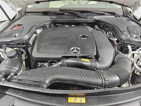 Used 2021 Mercedes-Benz E 350 4MATIC Sedan image 35