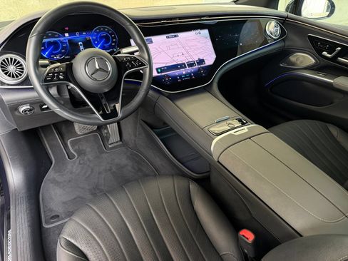 Certified 2023 Mercedes-Benz EQS 580 4MATIC Sedan image 2