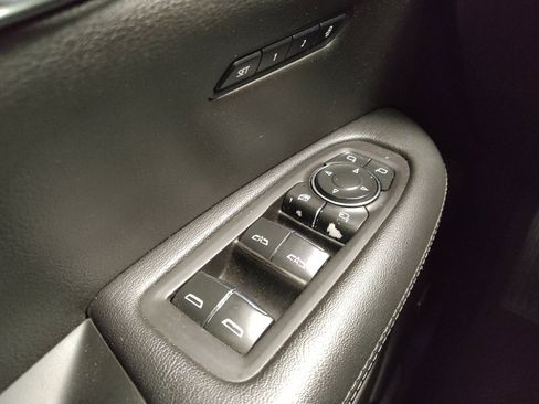 Used 2020 Cadillac XT5 Premium Luxury FWD image 27