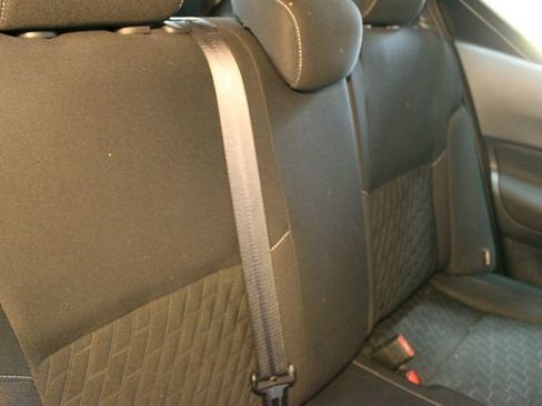 Used 2021 Nissan Kicks SV FWD image 13