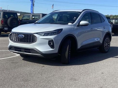 New 2026 Ford Escape SE image 5