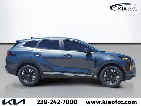 New 2026 Kia Sportage LX FWD image 3