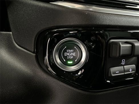 New 2025 GMC Sierra 2500 SLT w/ Max Trailering Package image 17