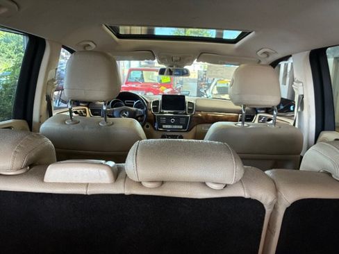 Used 2017 Mercedes-Benz GLS 450 4MATIC image 15