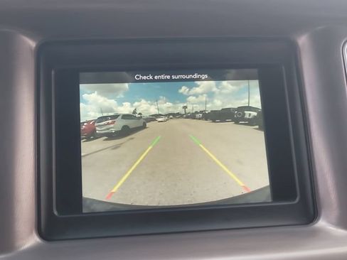 Used 2022 Dodge Charger SXT RWD image 24
