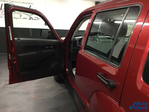 Used 2011 Jeep Liberty Sport image 18