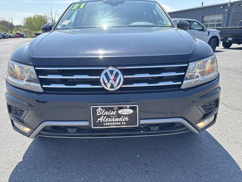 Used 2021 Volkswagen Tiguan SEL w/ 3rd Row Seat Package AWD/4WD image 13
