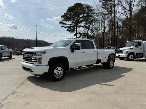 Used 2023 Chevrolet Silverado 3500 High Country AWD/4WD image 10