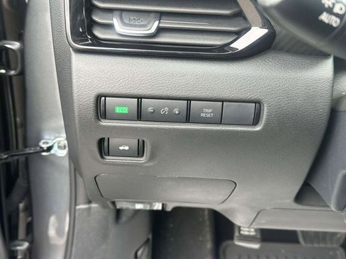 Used 2023 Nissan Sentra SV w/ All-Weather Package FWD image 17