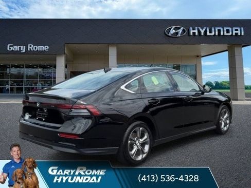 Used 2023 Honda Accord EX image 8