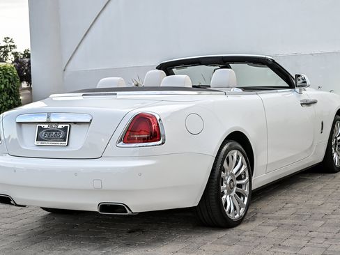 Used 2020 Rolls-Royce Dawn RWD image 14