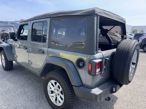 Used 2023 Jeep Wrangler Sport S image 7
