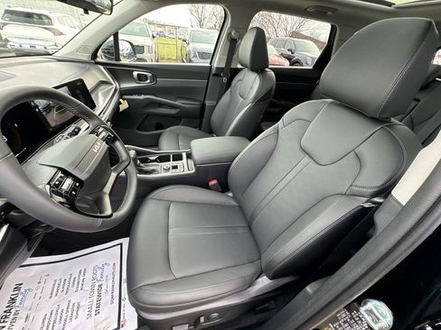 New 2026 Kia Sorento S w/ S Panoramic Sunroof Package image 3
