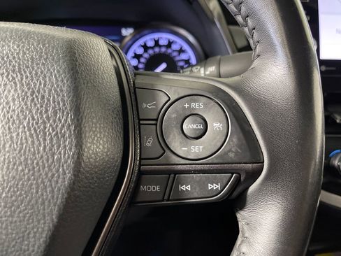 Certified 2022 Toyota Camry XSE FWD image 27