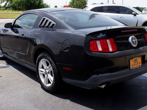 Used 2012 Ford Mustang Coupe RWD image 15