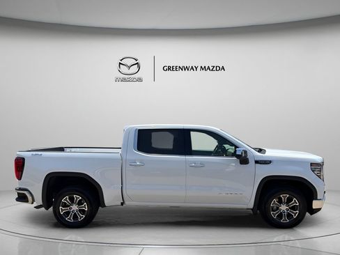 Used 2026 GMC Sierra 1500 SLT AWD/4WD image 8