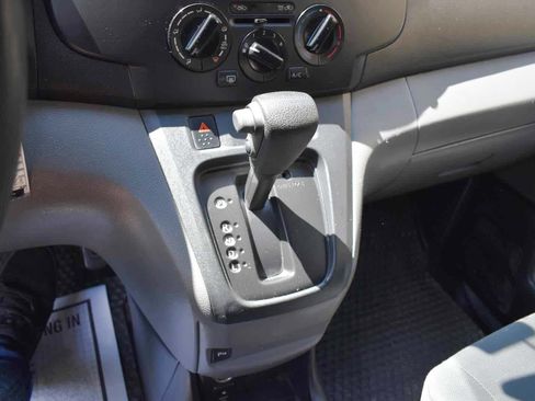 Used 2015 Chevrolet City Express LT w/ Technology Package FWD image 24