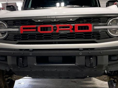 Used 2025 Ford Bronco Raptor AWD/4WD image 33